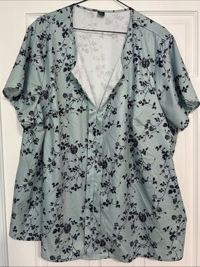 Light Blue/Green Floral Blouse